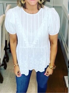 ANDREE BY UNIT White Eyelet Lace Puff Sleeve Blouse